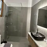 Centre *